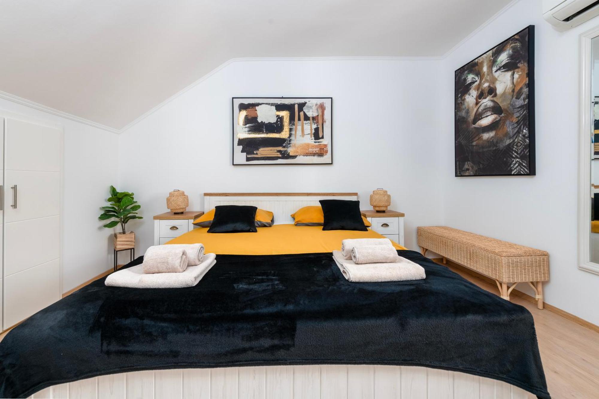 Apartment Ira *